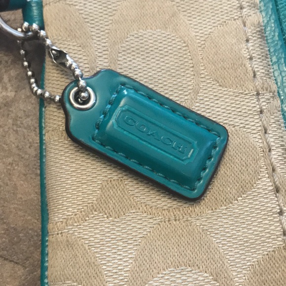 Coach handbag / wristlet - Picture 2 of 8